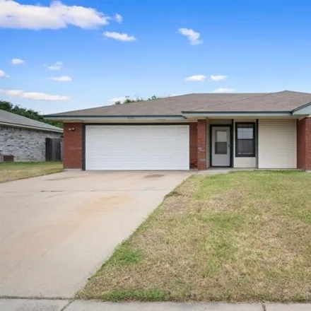 Buy this 4 bed house on 5001 Daybreak Drive in Killeen, TX 76542