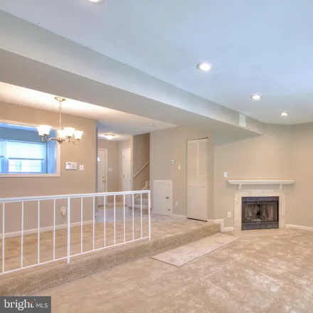 Image 3 - 6021 Applegarth Place, Capitol Heights, Prince George's County, MD 20743, USA - Townhouse for sale