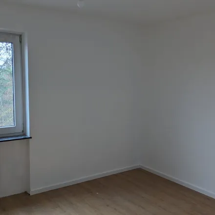 Rent this 4 bed apartment on Paradeplatz 2 in 97070 Würzburg, Germany