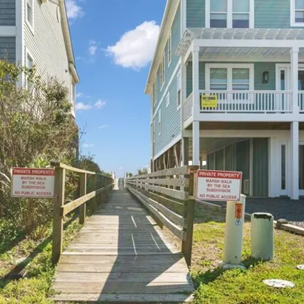 Image 5 - 100 By the Sea, Holden Beach, Brunswick County, NC 28462, USA - House for sale