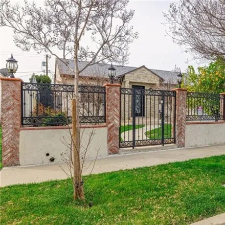 Image 3 - 18812 Covello Street, Los Angeles, CA 91335, USA - House for sale