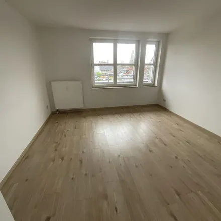 Rent this 3 bed apartment on Bahnhofstraße 117 in 26382 Wilhelmshaven, Germany