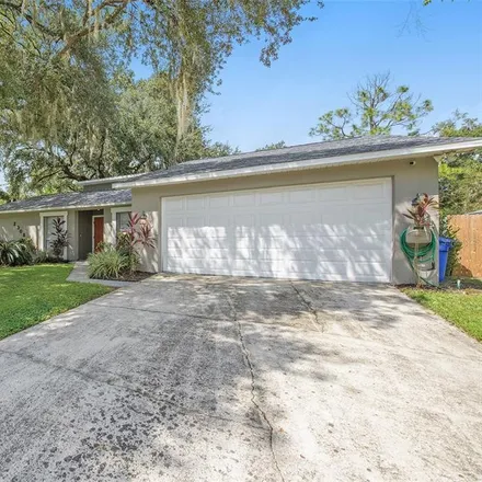 Image 4 - 2301 Forest Crest Circle, Lutz, FL 33549, USA - House for sale