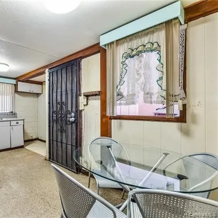 Image 3 - 1416 Kamehameha IV Road, Honolulu, HI 96819, USA - House for sale