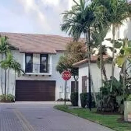 Rent this 3 bed townhouse on 3080 Portofino Point in Coconut Creek, FL 33066