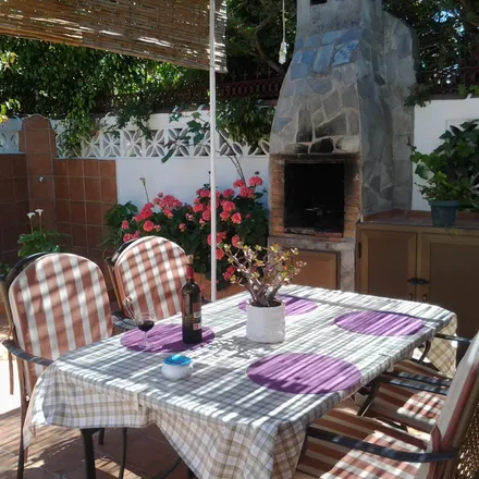 Image 3 - Hotel Perla Marina, Calle Mérida, 15, 29780 Nerja, Spain - House for rent