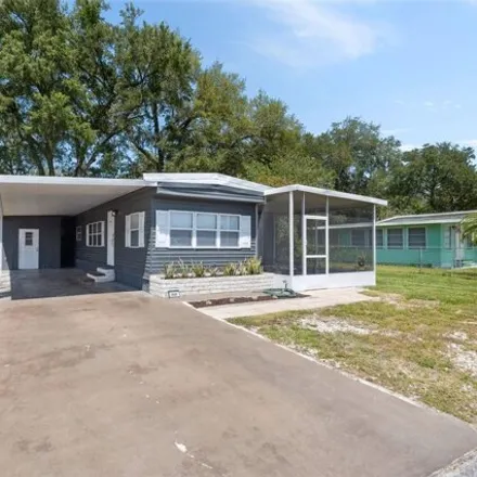 Buy this studio apartment on 39189 Sabal Avenue in Pasco County, FL 33542