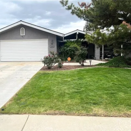 Buy this 3 bed house on 6852 Columbia Lane in Bakersfield, CA 93309