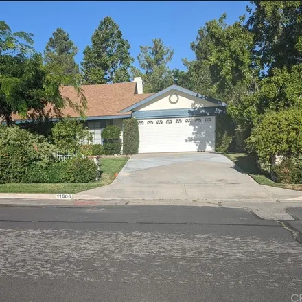 Image 2 - 11606 Faywood Avenue, Sunset Ridge, Victorville, CA 92392, USA - House for sale