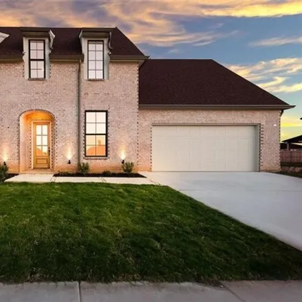 Buy this 3 bed house on Kenai Circle in Woodway, TX 76712