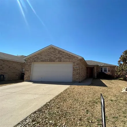 Rent this 3 bed house on 10437 Hideaway Trail in Fort Worth, TX 76052