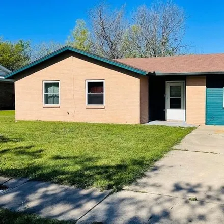 Buy this 3 bed house on 200 Williams Street in Copperas Cove, Coryell County
