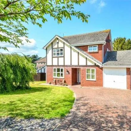 Image 1 - Fron Road, Old Colwyn, LL29 8AG, United Kingdom - House for sale