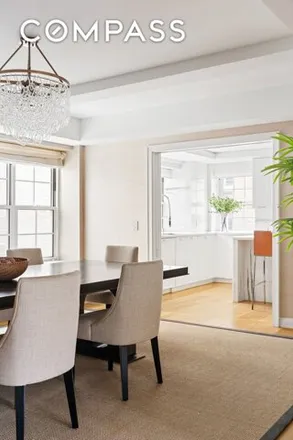 Image 5 - 12 East 88th Street, New York, NY 10128, USA - Condo for sale