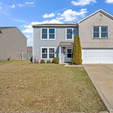Buy this 3 bed house on 822 Hickory Pine Drive in New Whiteland, IN 46184