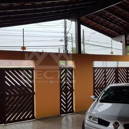 Buy this 3 bed house on Rua Joaquim Ramos in Travessão, Caraguatatuba - SP