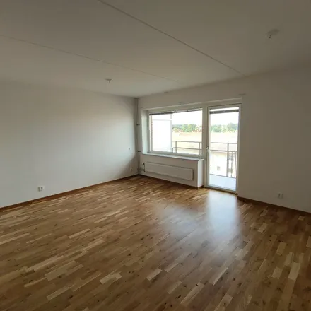 Rent this 2 bed apartment on Poliskroken 5A in 241 32 Eslöv, Sweden