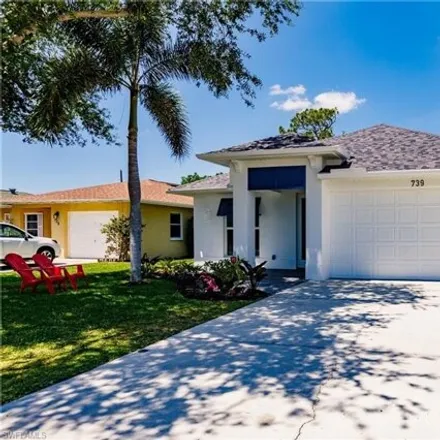 Buy this 3 bed house on 737 98th Avenue North in Collier County, FL 34108