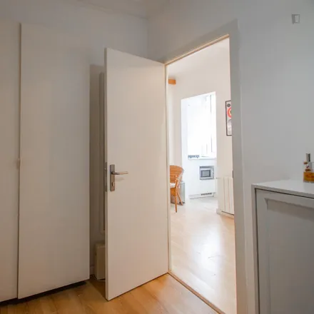 Image 9 - Carrer de Calvet, 31, 08001 Barcelona, Spain - Apartment for rent