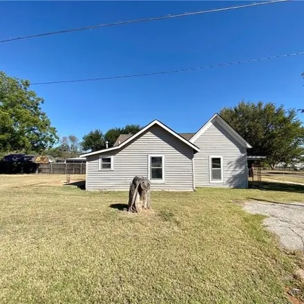Image 2 - 168 North 5th Street, Weatherford, OK 73096, USA - House for sale