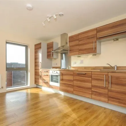 Rent this 2 bed apartment on Dickens Court in Grosvenor Way, London
