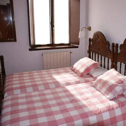 Image 6 - Alfoz de Lloredo, Cantabria, Spain - Townhouse for rent