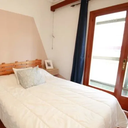 Rent this 1 bed room on Carrer de Sicília in 212, 08013 Barcelona