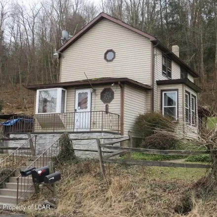 Image 2 - 630 Sutton Creek Road, Exeter Township, PA 18643, USA - House for sale