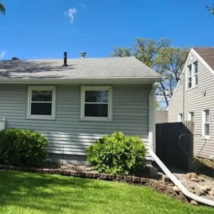 Buy this 2 bed house on 842 16th Street Northeast in Mason City, IA 50401