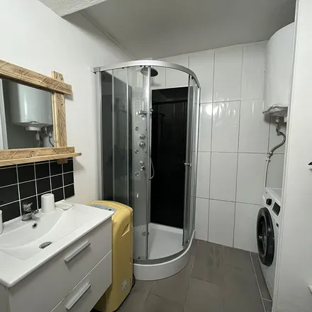 Rent this 1 bed apartment on Hôtel de Ville in 5 Place de l'Hôtel de Ville, 42000 Saint-Étienne