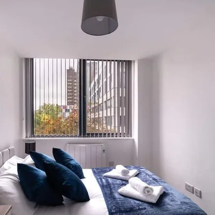 Image 4 - Trafford, M16 0PG, United Kingdom - Apartment for rent