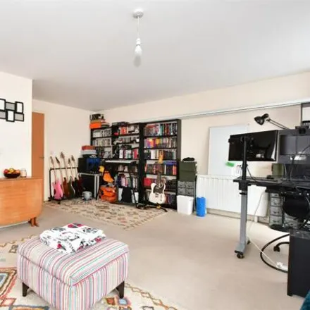 Image 4 - Aldi, Rheims Way, Harbledown, CT1 2LN, United Kingdom - Apartment for sale