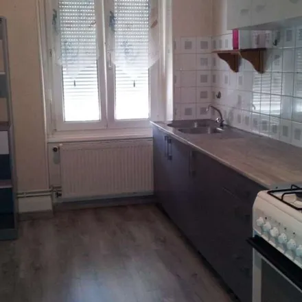 Rent this 2 bed apartment on Mulhouse in Rue des Orphelins, 68200 Mulhouse