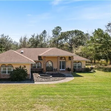 Buy this 3 bed house on 2442 West Elm Blossom Street in Citrus County, FL 34465