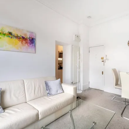 Image 5 - Campden Hill, London, W8 7AD, United Kingdom - Apartment for rent