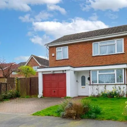 Buy this 3 bed house on unnamed road in Salfords, RH1 5DT