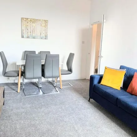 Image 7 - Deckham Terrace, Gateshead, NE8 3TT, United Kingdom - Apartment for rent