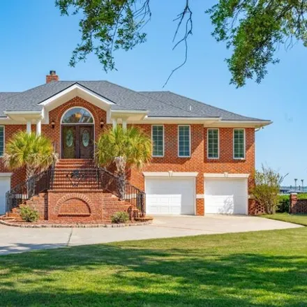 Buy this 3 bed house on 766 Clearview Dr in Charleston, South Carolina