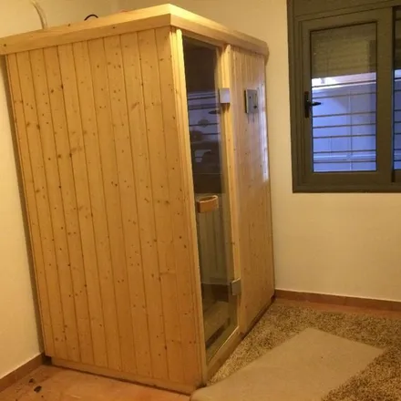Rent this 4 bed apartment on Άγιος Νικόλαος in Βασιλέως Γεωργίου Β', Chalandri