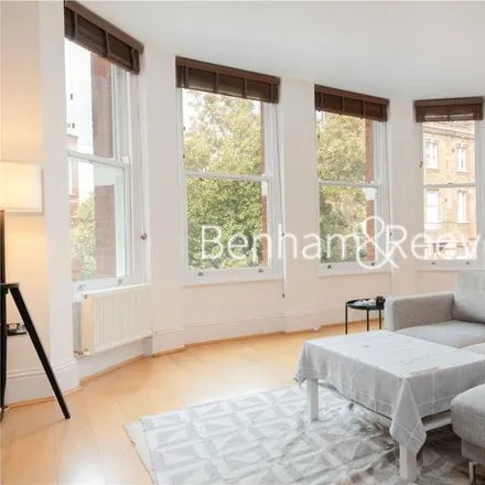 Rent this 3 bed apartment on Nevern Mansions in 27A Nevern Square, London