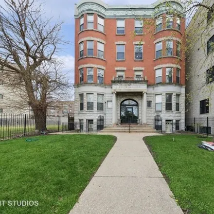 Buy this 3 bed condo on 6501-6503 South Kimbark Avenue in Chicago, IL 60637