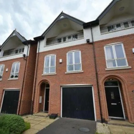 Rent this 3 bed house on Barradale Court in Leicester, LE2 1AN