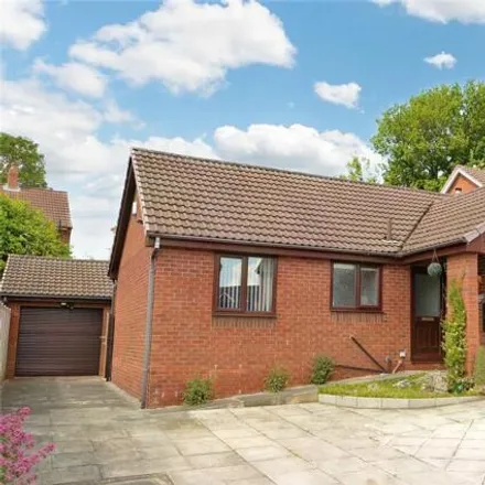 Buy this 3 bed house on Haven View in Leeds, LS16 6SP