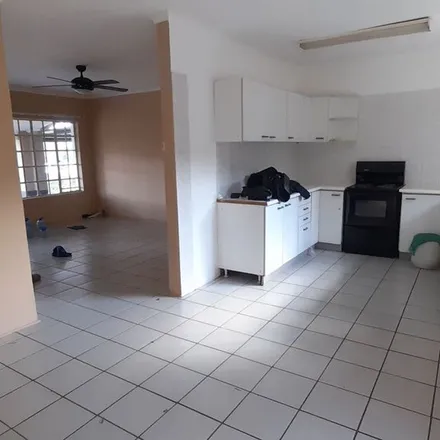 Image 5 - Drhemo, Doctor Vosloo Road, Bartlett Ext 20, Gauteng, 1462, South Africa - Apartment for rent