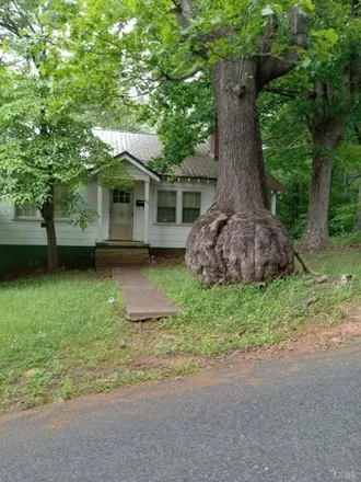 Buy this 2 bed house on 1740 Texas Avenue in Lynchburg, VA 24501