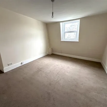 Image 5 - West Hill Road, St Leonards, TN38 0PS, United Kingdom - Apartment for rent