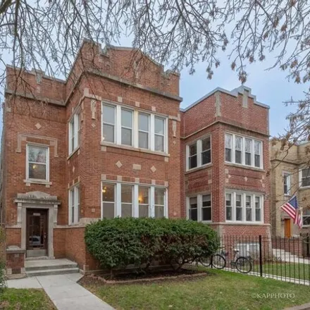 Buy this 6 bed house on 2645 West Winnemac Avenue in Chicago, IL 60625