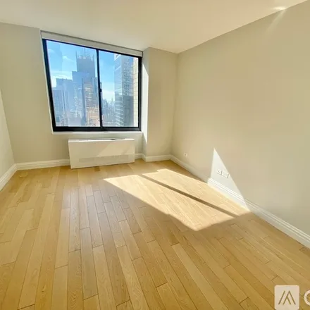 Image 7 - W 48th St, Unit 40F - Apartment for rent
