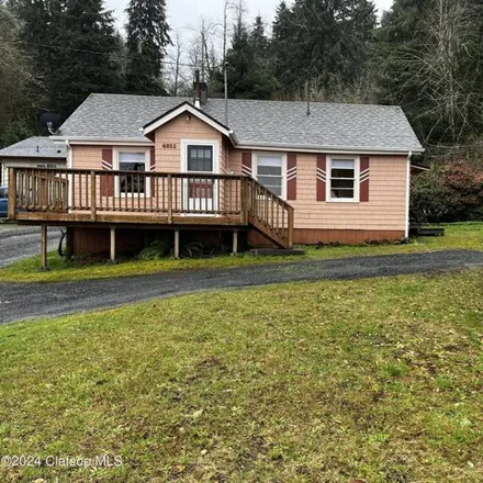 Buy this 1 bed house on 48th Street in Astoria, OR 97103