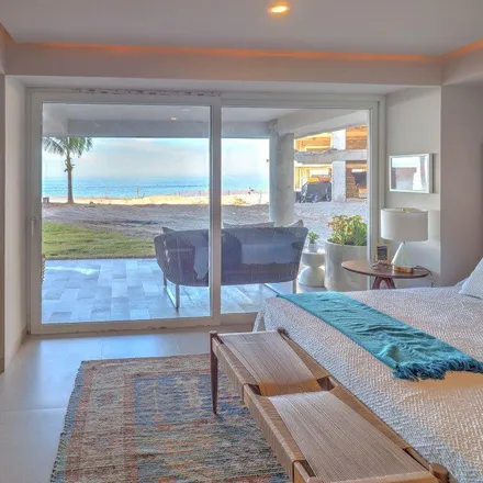 Buy this studio apartment on Pelicanos Beach Resort in Pablo Picaso, 48300 Puerto Vallarta